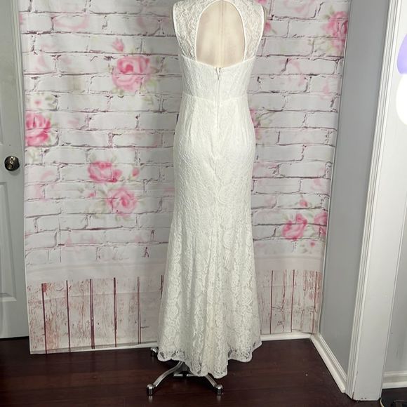 Lulu’s NWT Rosetta ivory white lace sweetheart mermaid cut gown or simple weddin - Picture 10 of 15